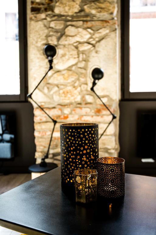 "Un Lieu Unique" Le Gold Et Le Cocon Apartment Annecy Luaran gambar