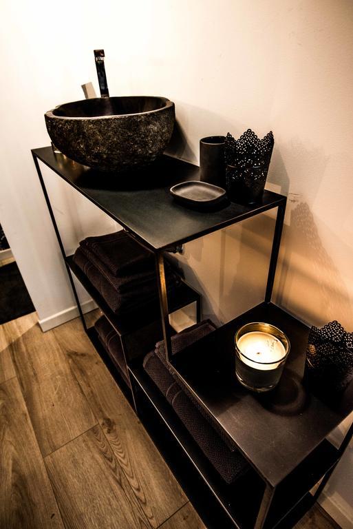 "Un Lieu Unique" Le Gold Et Le Cocon Apartment Annecy Luaran gambar