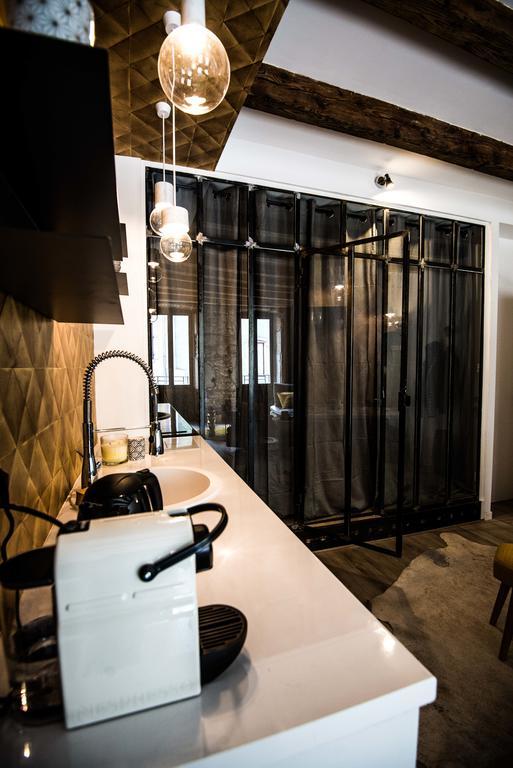 "Un Lieu Unique" Le Gold Et Le Cocon Apartment Annecy Luaran gambar