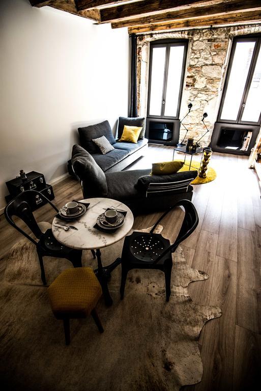 "Un Lieu Unique" Le Gold Et Le Cocon Apartment Annecy Luaran gambar