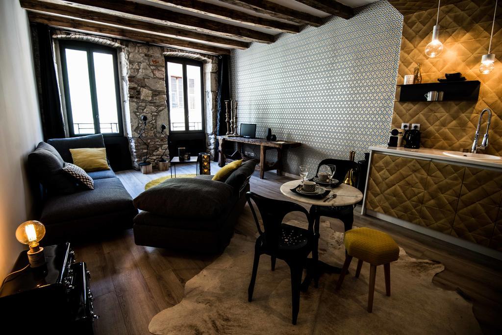 "Un Lieu Unique" Le Gold Et Le Cocon Apartment Annecy Luaran gambar